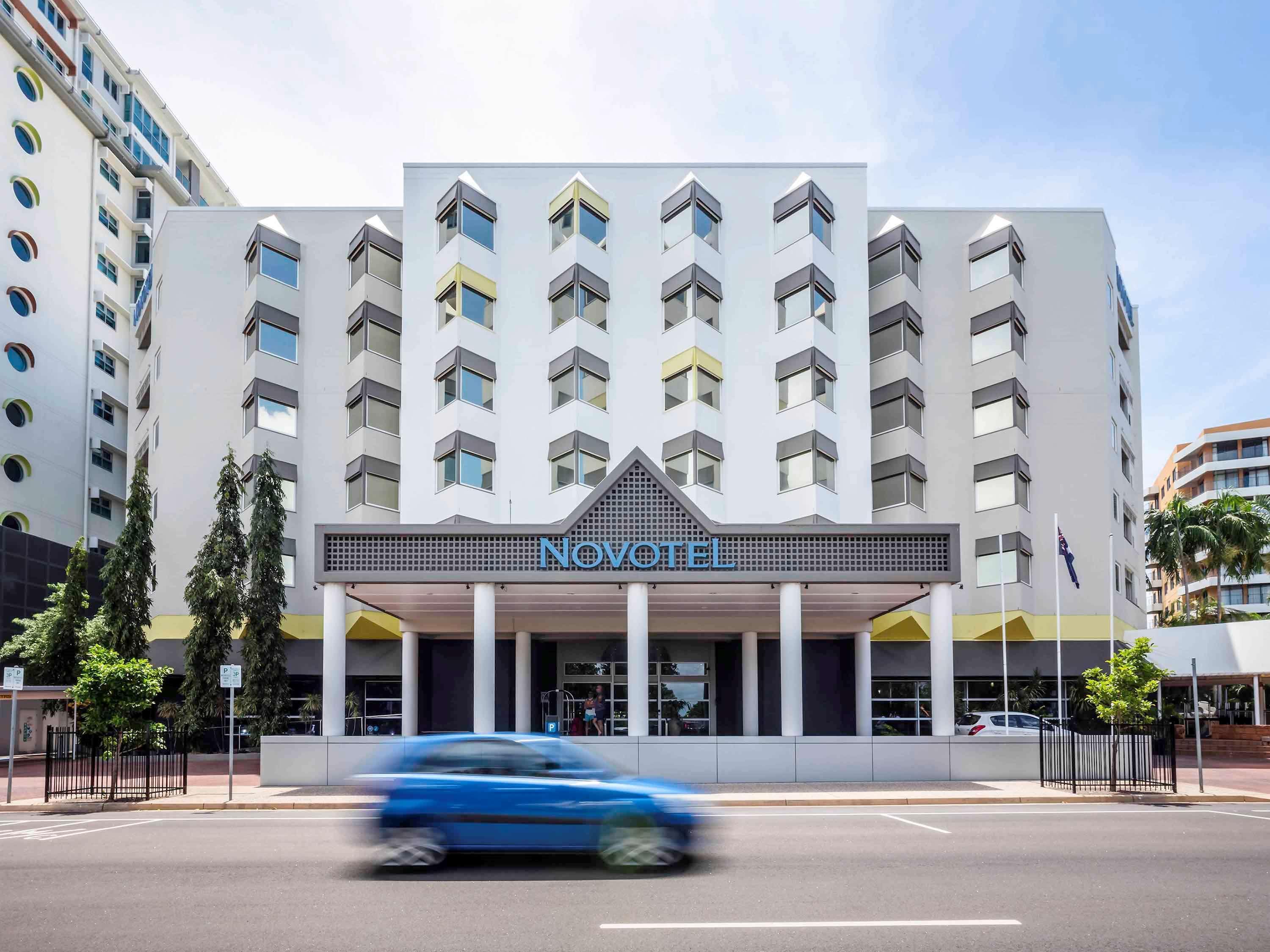 แอแด็ง บาย เบสต์เวสเทิร์น แอท โลริย็อง ซองทร์ Hotel โลริอ็อง ภายนอก รูปภาพ